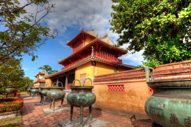 imperial-city-hue-day-tour-from-hoi-an-and-da-nang