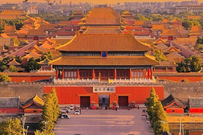 Imperial Grandeur and Urban Pulse - Who Will Love This Tour?