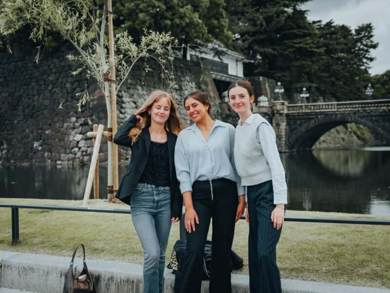 Imperial Palace Tour: Discover Samurai History with a Guide - Key Points