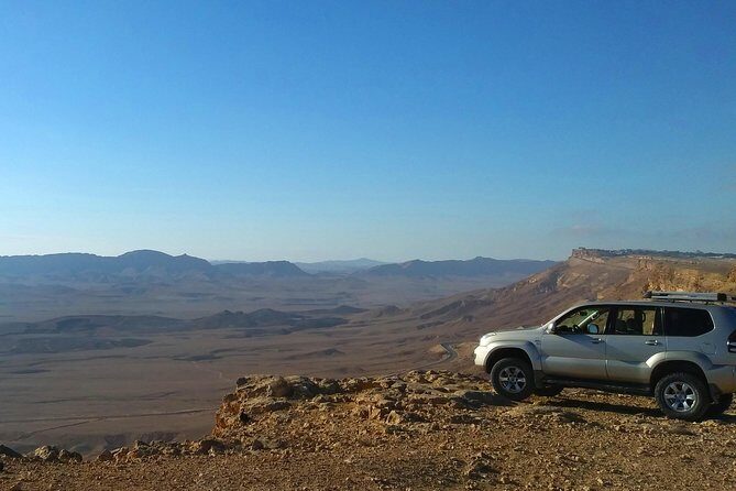 In Depth Introduction of the Ramon Crater - An Introduction to the Ramon Crater  
