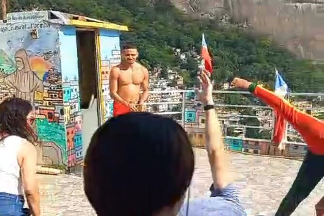 in-favela-all-day-long