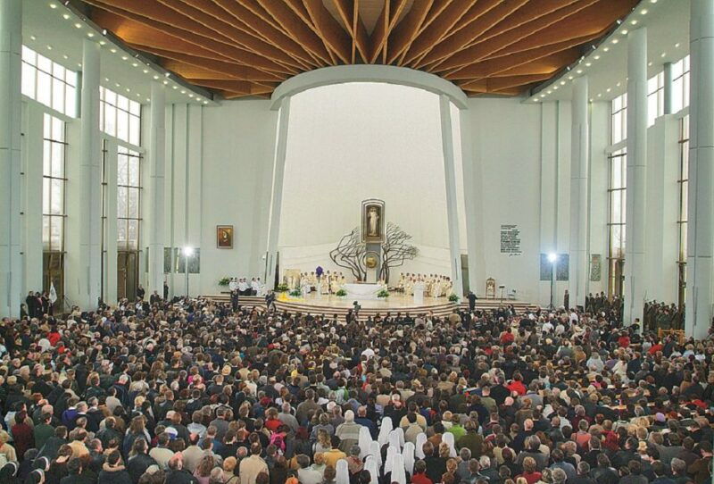 in-the-footsteps-of-john-paul-ii-from-krakow