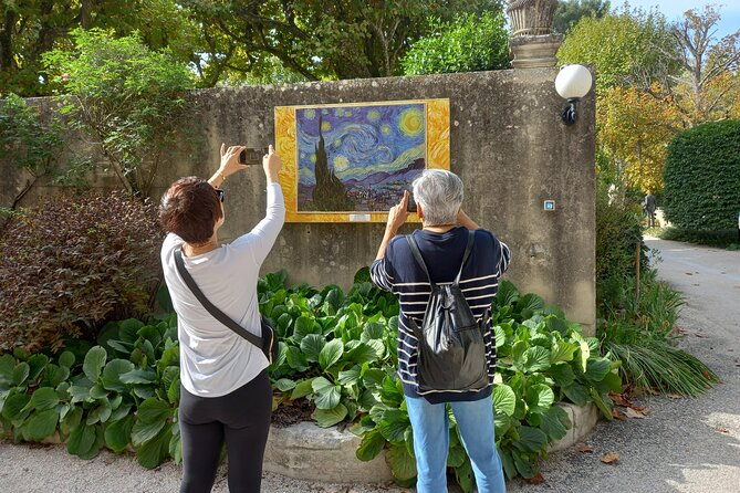 in-the-footsteps-of-van-gogh-in-provence-from-avignon