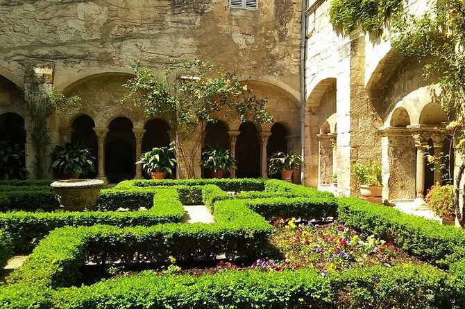 in-the-footsteps-of-van-gogh-in-provence-from-avignon