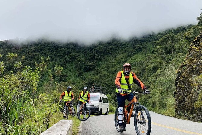 inca-jungle-trail-3days-2nights-to-machu-picchu