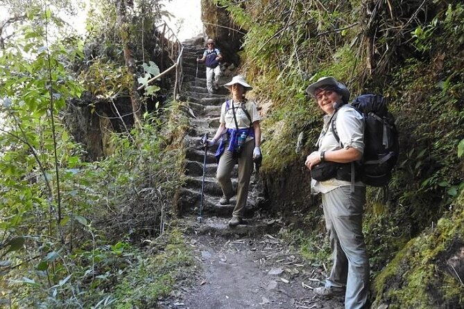 inca-jungle-trail-and-llactapata-to-machu-picchu-04-days-for-adventure-lovers