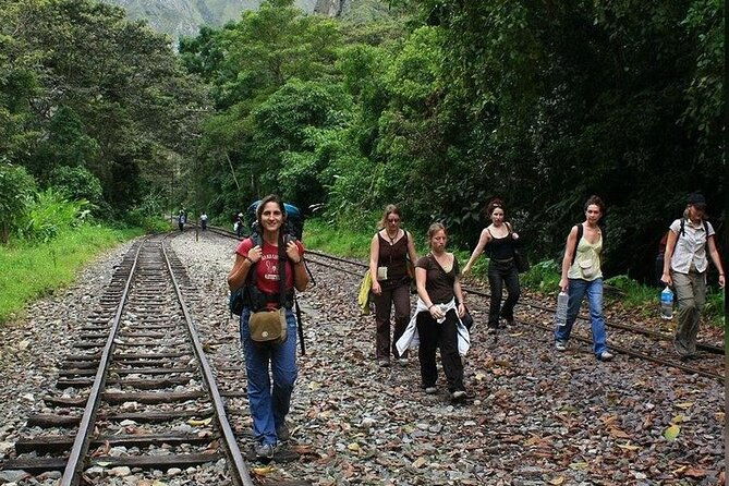 inca-jungle-trail-to-machu-picchu-3-days-and-2-nights-with-dome