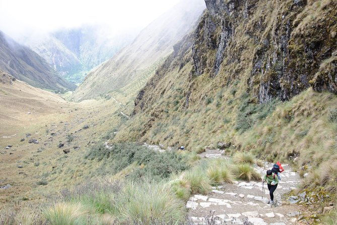 inca-jungle-trek-to-machu-picchu-4-days-with-rafting-and-zip-line