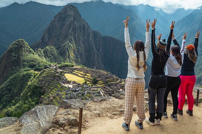 inca-trail-2-day-adventure-to-machu-picchu-with-panoramic-train