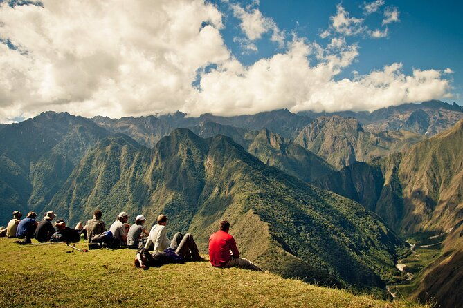 inca-trail-4-day-adventure-to-machu-picchu-with-panoramic-train