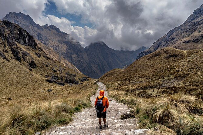inca-trail-4-day-adventure-to-machu-picchu-with-panoramic-train