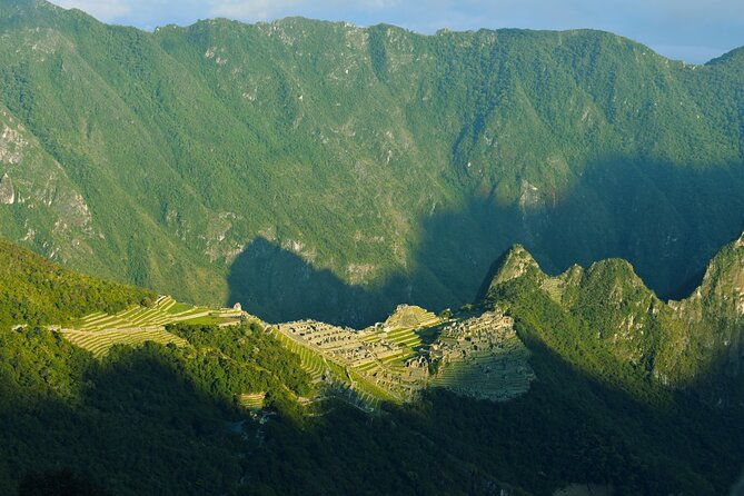 inca-trail-hike-4-days-to-machu-picchu-with-panoramic-train