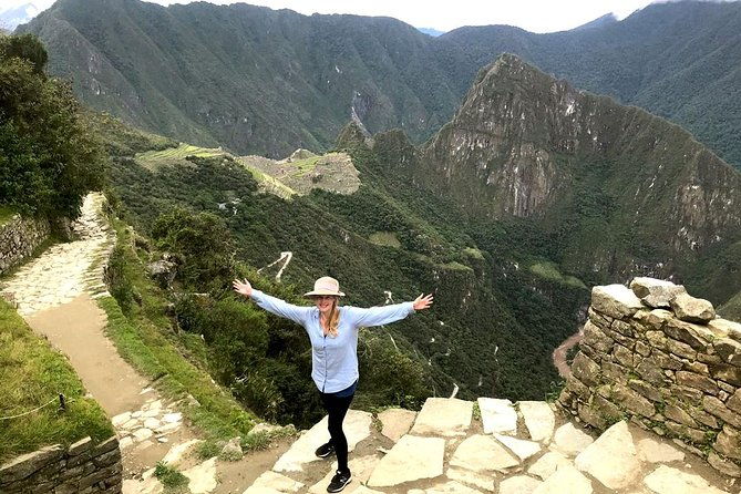 inca-trail-hike-to-machupicchu-full-day