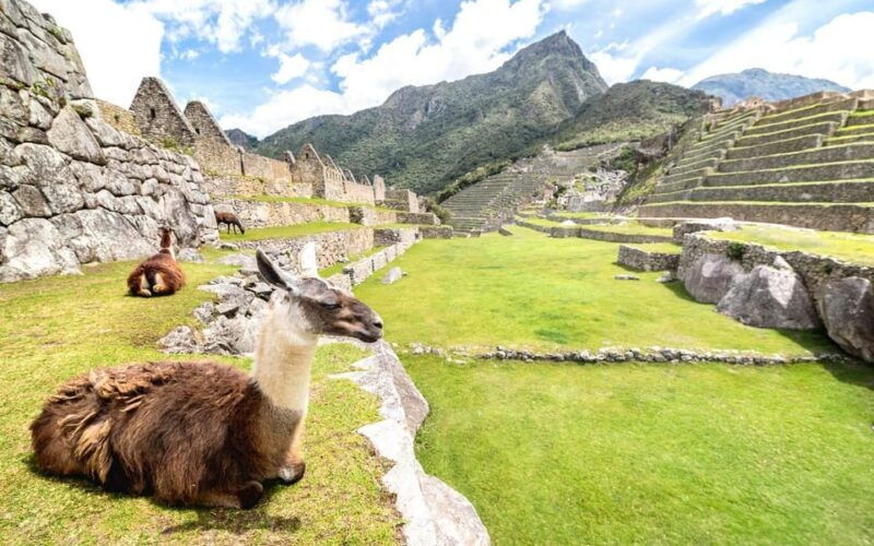 inca-trail-to-machu-picchu-4-days-2