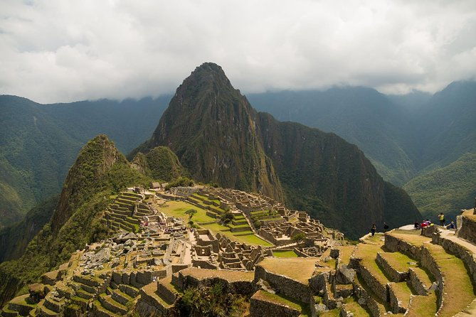 inca-trail-trek-to-machu-picchu-2-days-small-group-or-private