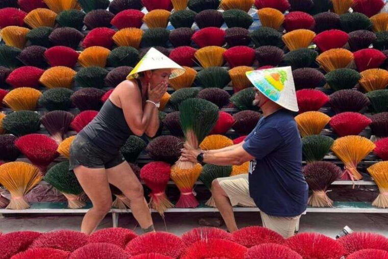 incense-village-hanoi-tour-conical-hat-train-street