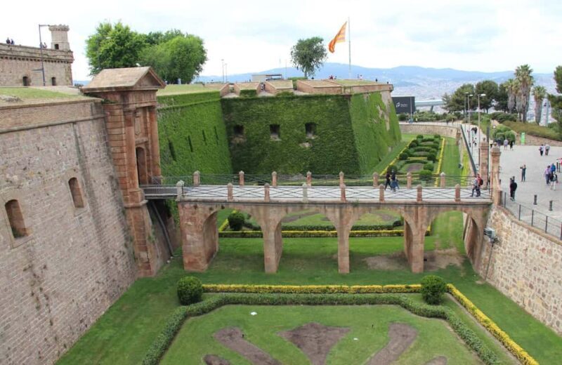 Inclusive Barcelona: Wheelchair-Friendly Private Tour - Discover Barcelona on a Fully Accessible Private Tour