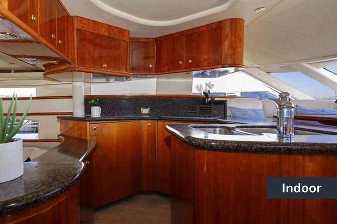 incredible-yacht-rental-in-marina-del-rey-60-neptunus