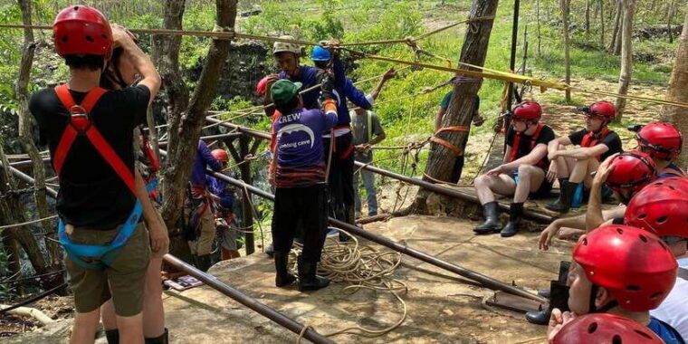 incredibly-jomblang-cave-and-pindul-cave-tubing