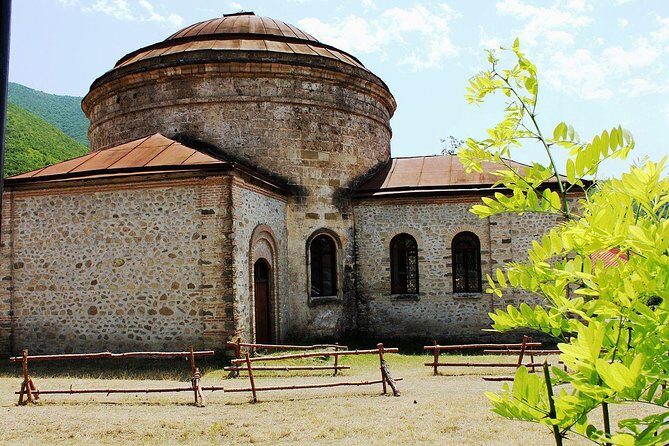 Independent multi-day Azerbaijan Tour - Who Should Consider This Tour?
