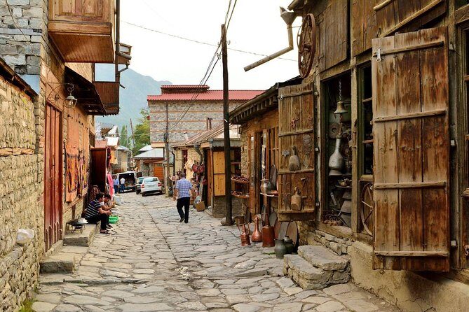 Independent tour to Shamakhi & Lahij - Exploring the Shamakhi & Lahij Tour: A Genuine Look at Azerbaijani Heritage