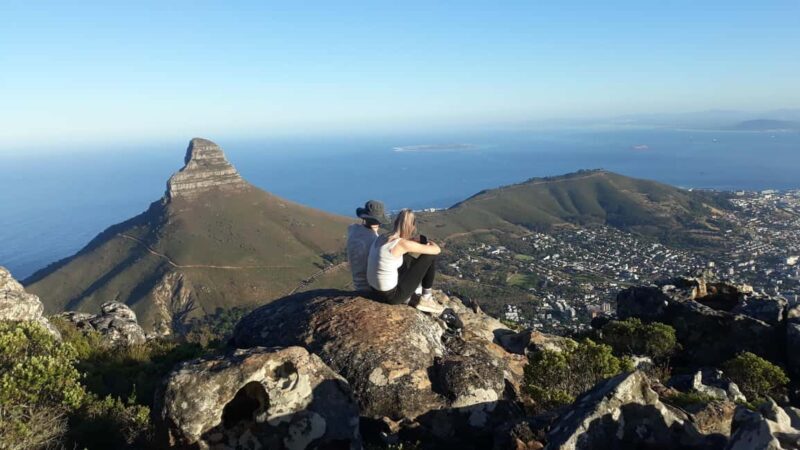 India Venster: Hiking with a Registered Mountain Guide - Key Points
