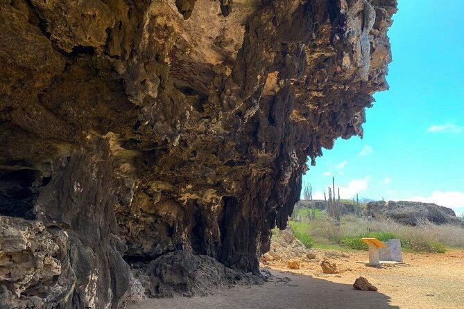 indian-inscriptions-tour-with-local-guide