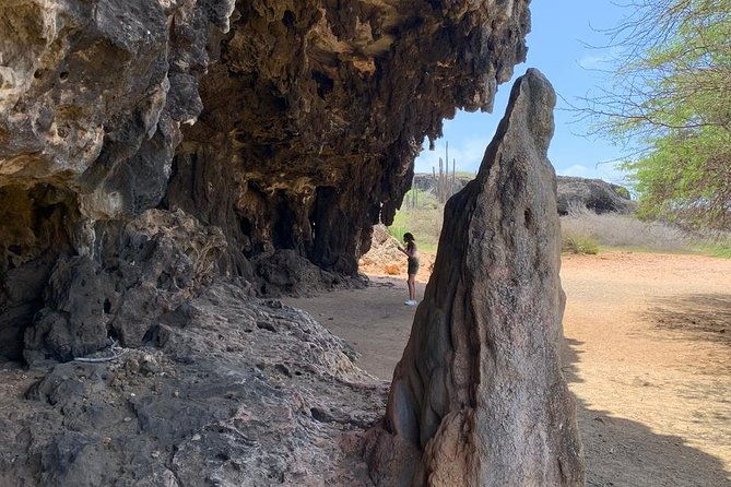 indian-inscriptions-tour-with-local-guide