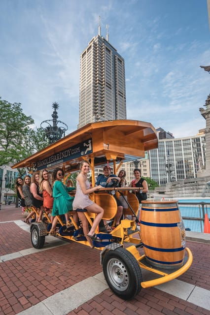 indianapolis-open-air-pedal-pub-tour-with-local-drinks
