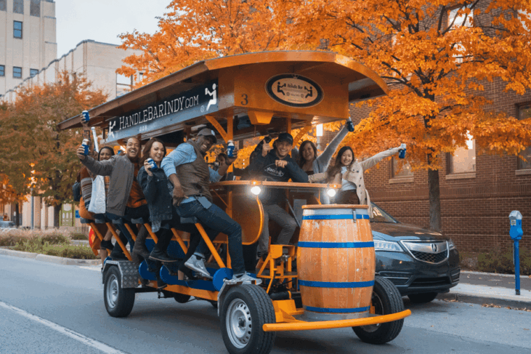 indianapolis-open-air-pedal-pub-tour-with-local-drinks
