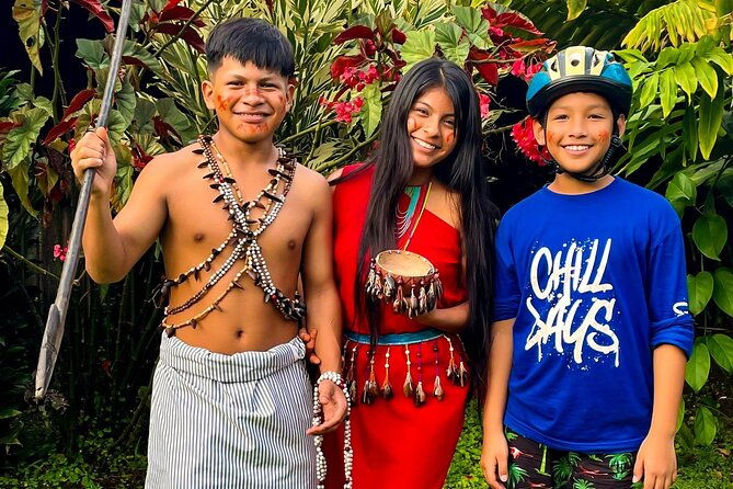 indigenus-shuar-comunity-and-cloud-forest-bucay-private-day-tour-from-guayaquil