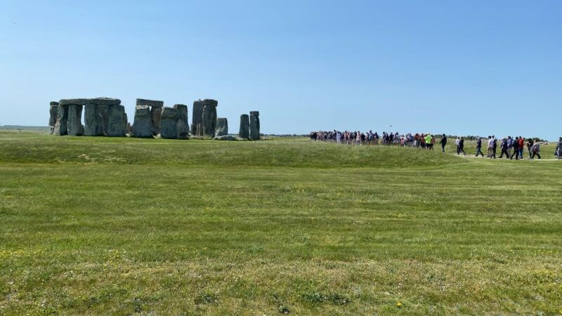 individual-trip-to-stonehenge-including-pickup-and-drop-off