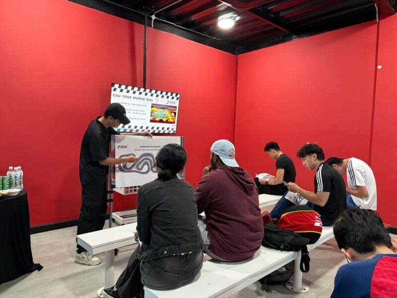 Indoor Go-Kart Racing Experience in Ho Chi Minh City - Key Points