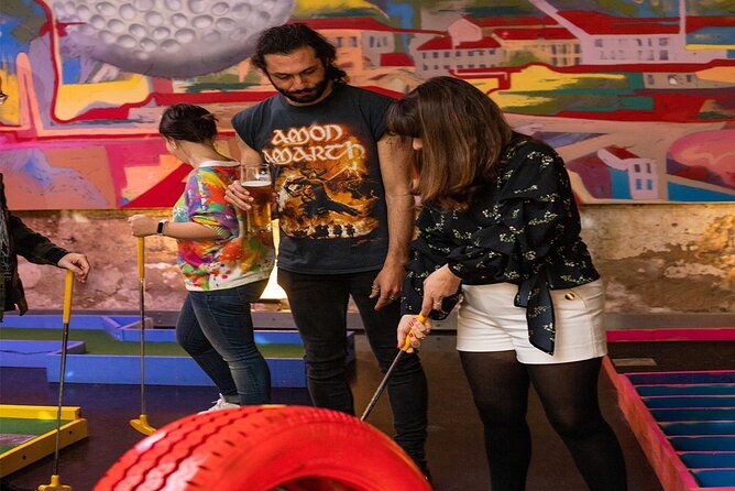 indoor-mini-golf-experience
