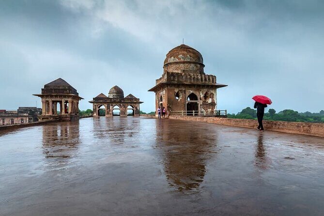 Indore to Mandu and Maheshwar: A Heritage Day Tour - Frequently Asked Questions