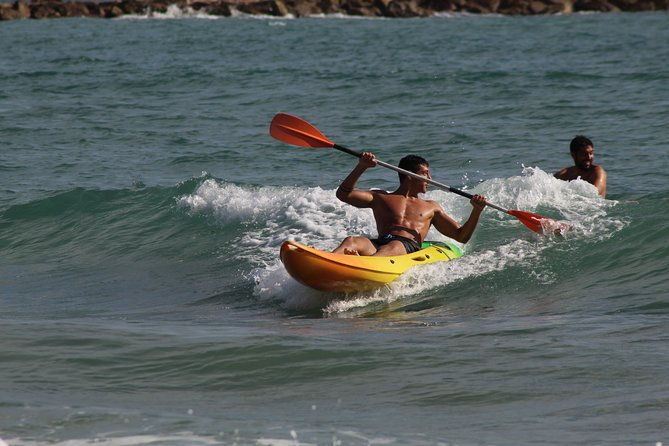initiation-or-guided-tour-in-kayak-through-the-bay-of-el-campello-alicante