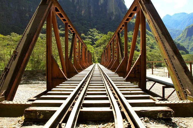 inka-jungle-trek-to-machu-picchu-4-days-and-3-nights