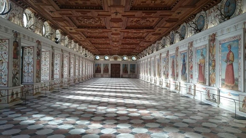 Innsbruck Highlights private tour, full day, local guide - Practical Aspects: Transportation, Timing, and Extras