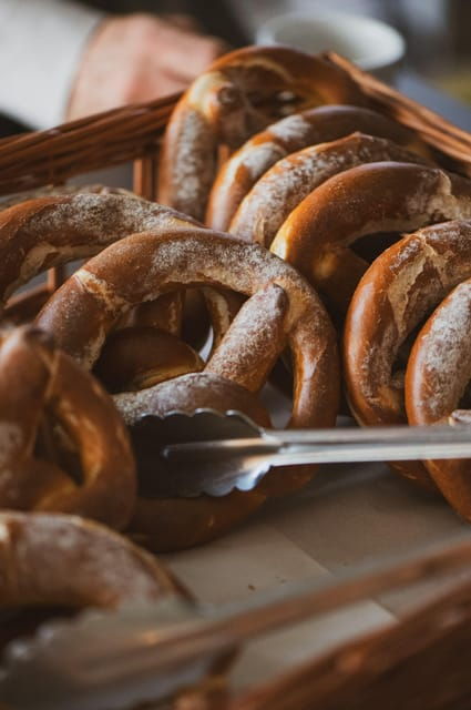 innsbruck-walking-traditional-food-tour