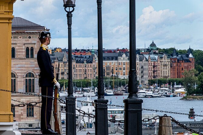 inside-the-crown-stockholm-royal-palace-private-guided-tour