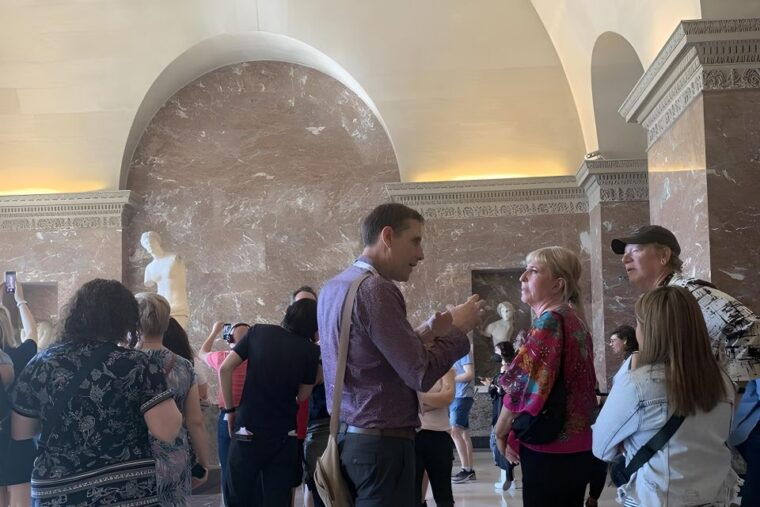 insider-louvre-from-a-royal-palace-to-a-museum-2