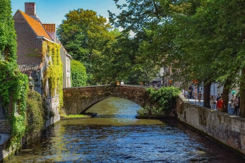 Inspiring Bruges  Private Family Walking Tour - Who Is This Tour Best For?