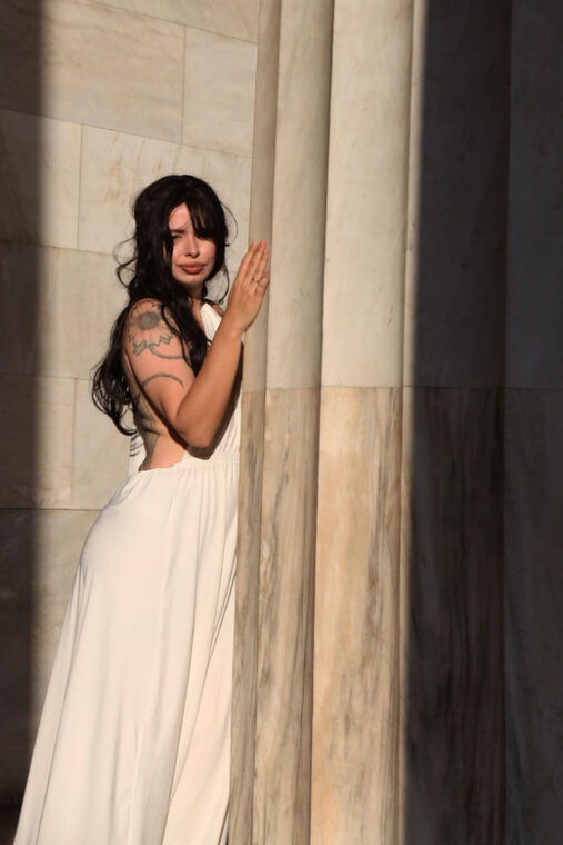 instagram-ancient-greek-artistic-photo-session