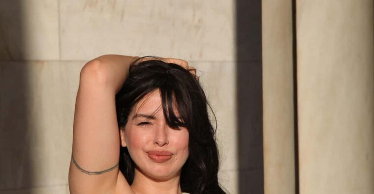 instagram-ancient-greek-artistic-photo-session