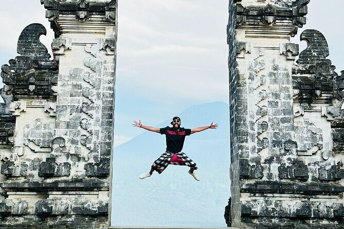 Instagram Highlights: Lempuyang , Water Temple, Swing & Waterfall - Transportation & Timing