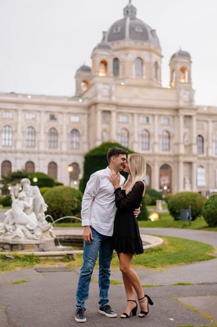 instagram-tour-of-vienna-with-a-private-photographer