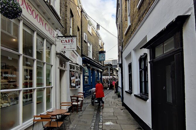 interactive-treasure-hunt-experience-of-greenwichs-secrets