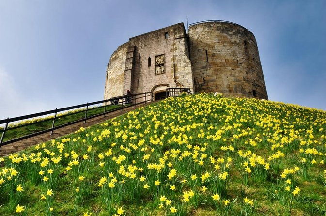 interactive-treasure-hunt-experience-of-yorks-secret