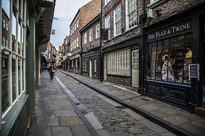 interactive-treasure-hunt-experience-of-yorks-secret