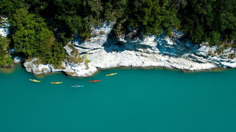 Interlaken: Kayak Tour of the Turquoise Lake Brienz - FAQs
